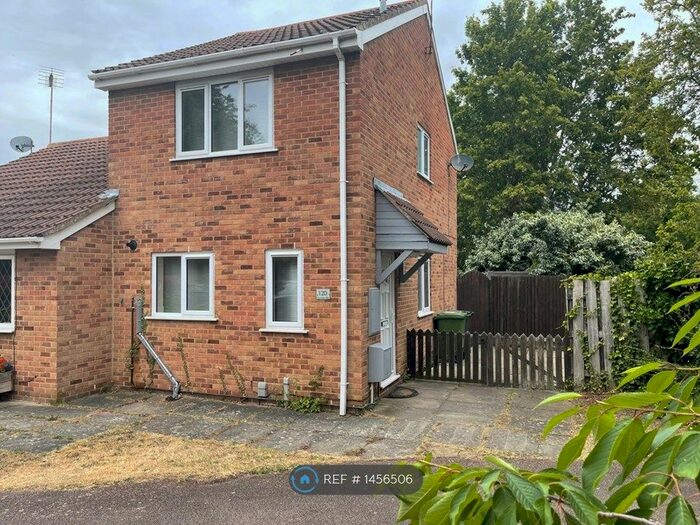 2 Bedroom End Of Terrace House To Rent In Somerville, Peterborough, PE4