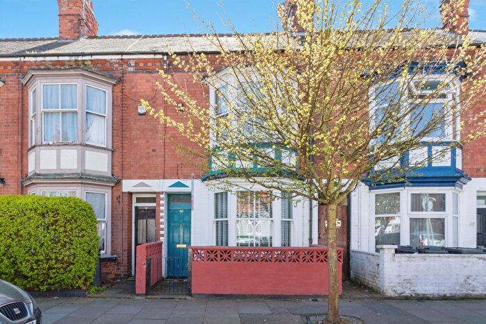 2 Bedroom Terraced House For Sale In Cambridge Street, Leicester, LE3