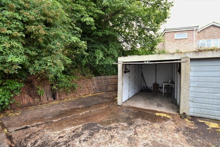 Garage / Parking To Rent In Markstone Terrace, New Road, Orpington, BR6