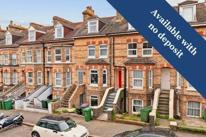 2 Bedroom Maisonette To Rent In Coolinge Road, Folkestone, CT20