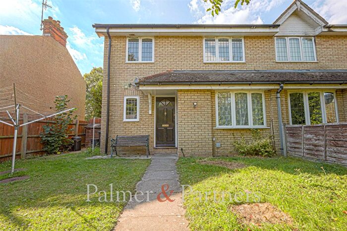 2 Bedroom Detached House To Rent In Turner Road, Colchester, Essex, CO4