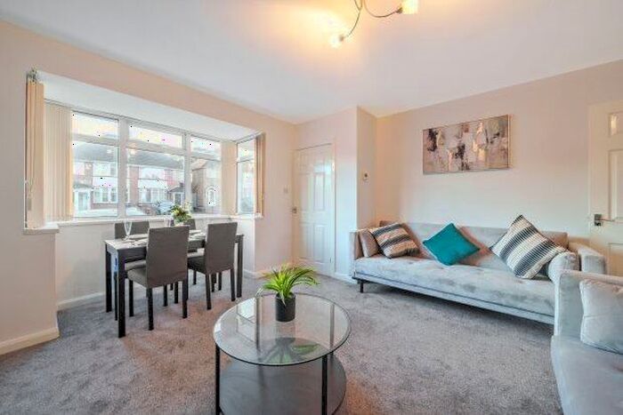 4 Bedroom Property To Rent In Glenmead Road, Great Barr, Birmingham, B44