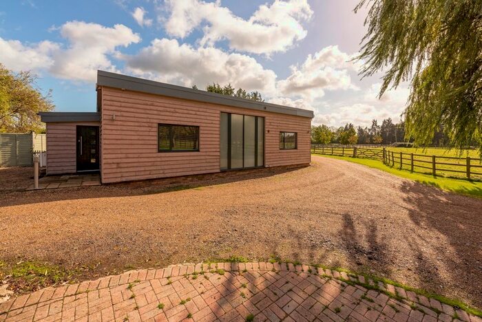 2 Bedroom Barn Conversion To Rent In Winkfield Lane, Winkfield, Windsor, SL4