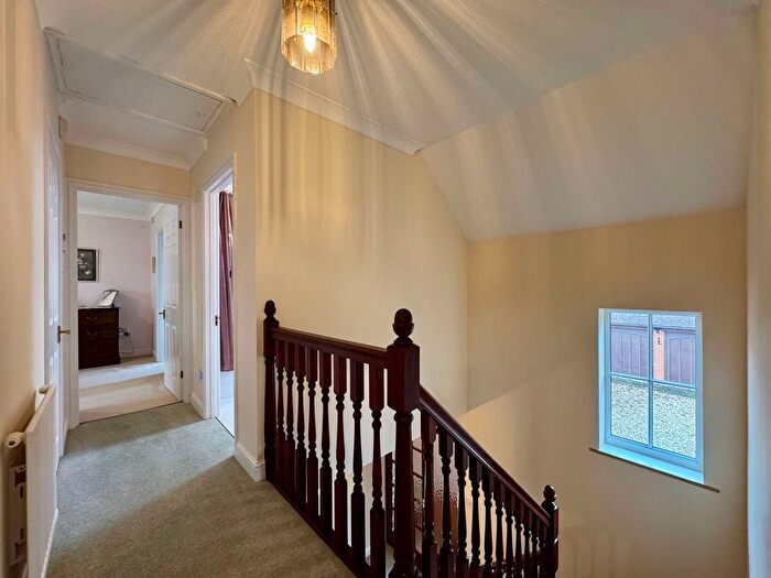 4 Bedroom Detached House For Sale In Wallingtons Road, Kintbury, Hungerford, RG17