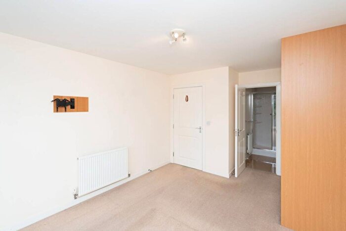 2 Bedroom Flat To Rent In Midland Road, Hemel Hempstead, HP2