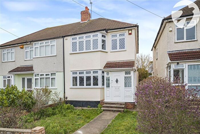 3 Bedroom Semi Detached House For Sale In Morland Avenue, West Dartford, Kent, DA1