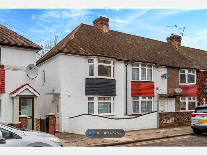 2 Bedroom End Of Terrace House To Rent In Mount Pleasant Road, Dartford DA1