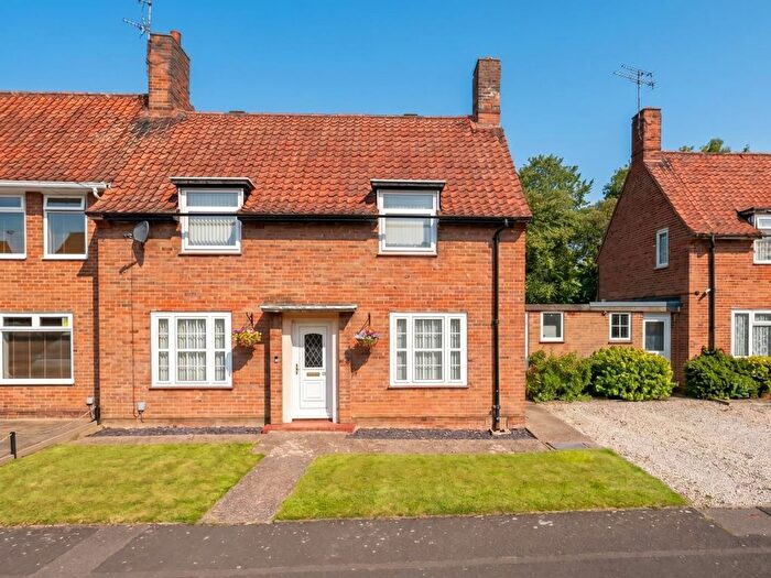 3 Bedroom Terraced House To Rent In Bed End-Terrace, Wright Crescent, Bridlington, YO16