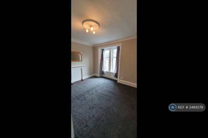 2 Bedroom Flat To Rent In Cleghorn Street, Dundee, DD2