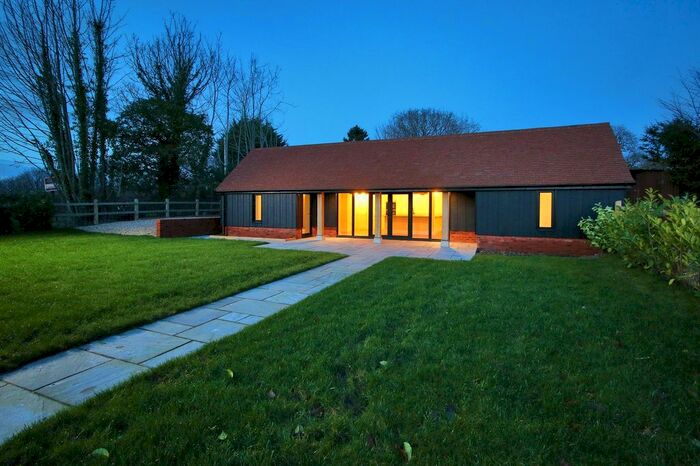 2 Bedroom Detached Bungalow For Sale In Beeches Farm Road, Uckfield, TN22