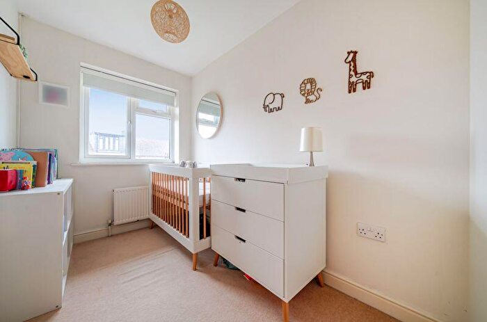 3 Bedroom Terraced House For Sale In Stanley Close, New Eltham, SE9