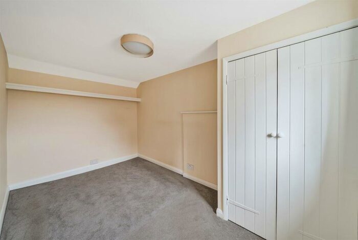 2 Bedroom Semi-Detached House For Sale In Bull Hill, Bideford, EX39