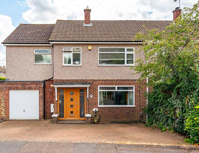 4 Bedroom Semi-Detached House For Sale In Chauncy Close, Ware, SG12
