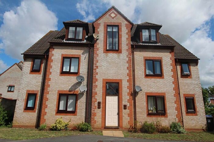 1 Bedroom Apartment To Rent In Lansdown Grove, Chippenham, SN15