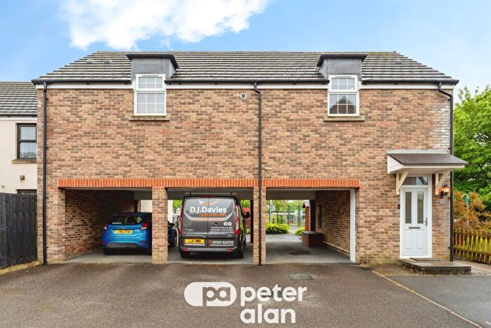 2 Bedroom Character Property For Sale In Llwyn Helyg, Neath, SA10