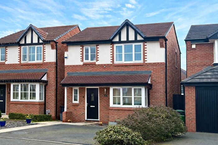 3 Bedroom Detached House For Sale In Archway Close, Tranmere, Merseyside, CH42