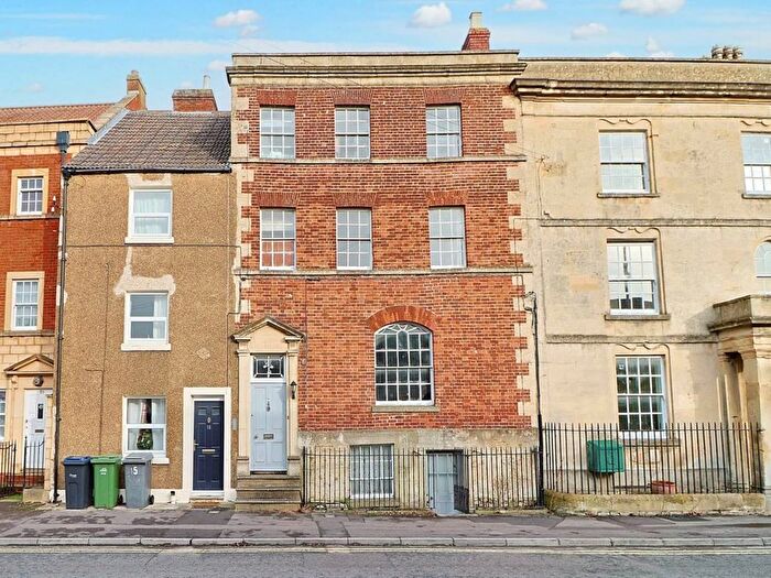 Studio To Rent In The Halve, Trowbridge, Wiltshire, BA14