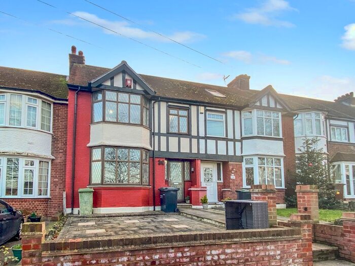 3 Bedroom Terraced House To Rent In Central Avenue, Gravesend, Kent, DA12