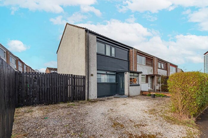 3 Bedroom End Terrace House For Sale In Montgomery Road, Paisley, PA3