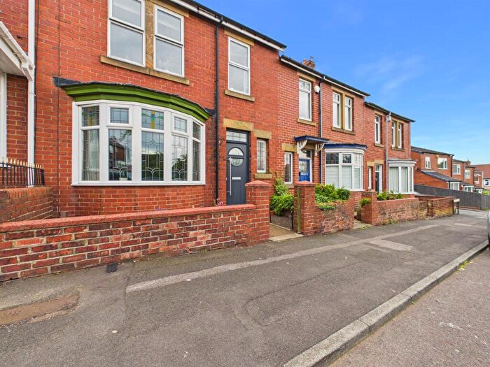3 Bedroom Terraced House For Sale In Joicey Road, Low Fell, Gateshead, NE9
