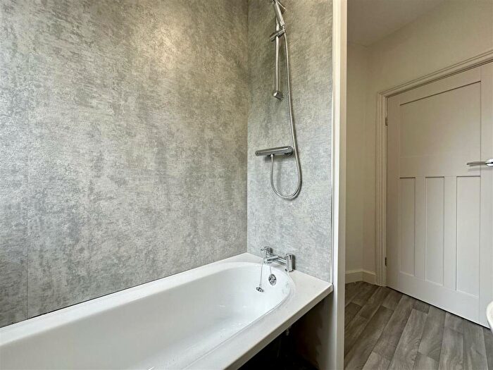 2 Bedroom End Of Terrace House To Rent In Parsonage Crescent, Walkley, Sheffield, S6