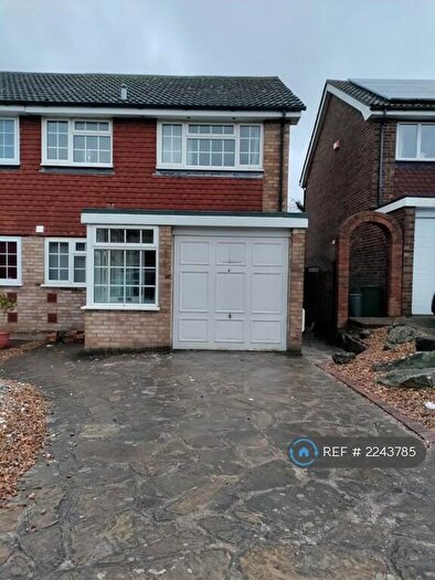 3 Bedroom End Of Terrace House To Rent In Gumping Road, Orpington, BR5