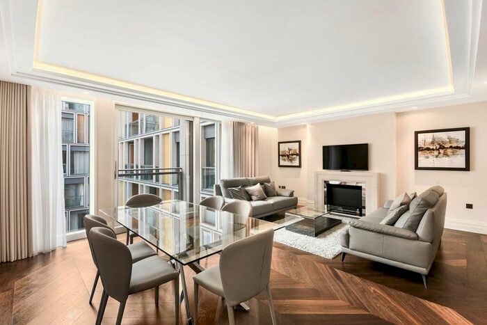 2 Bedroom Flat To Rent In Strand, London, WC2R