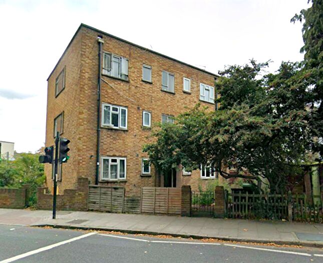 1 Bedroom Flat For Sale In Isledon Road, London, N7