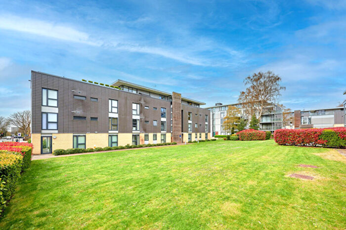 2 Bedroom Apartment To Rent In Newsom Place, Lemsford Road, St. Albans, Hertfordshire, AL1