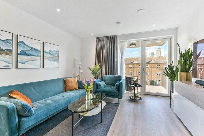 1 Bedroom Apartment To Rent In Explorers Wharf, A Thomas Road, London, E14