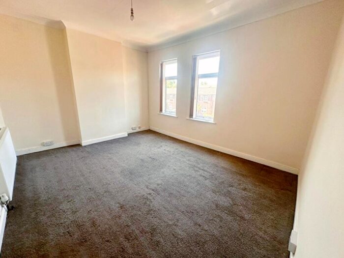 2 Bedroom End Of Terrace House To Rent In Gravelly Lane, Birmingham, West Midlands, B23