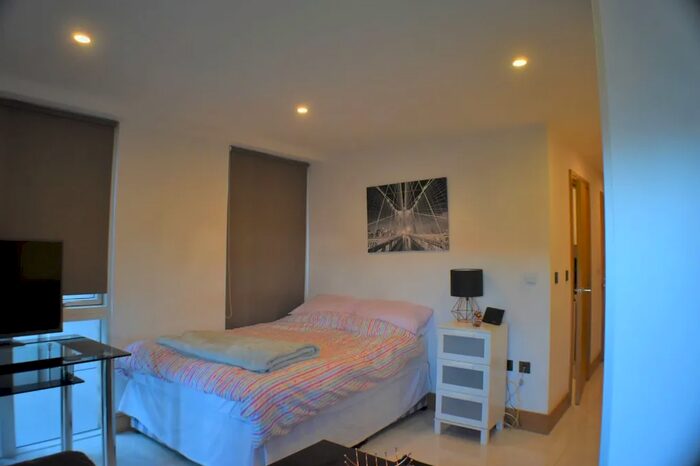 Studio To Rent In Churchway, Euston, London, NW1