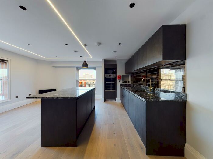 2 Bedroom Apartment To Rent In Richmond, Kings Buildings, HU1