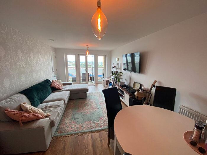2 Bedroom Flat For Sale In Empire Reach, High Street, Chatham, Kent, ME4