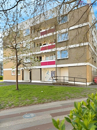 2 Bedroom Flat To Rent In Orchard House, Orchard Lane, SO14