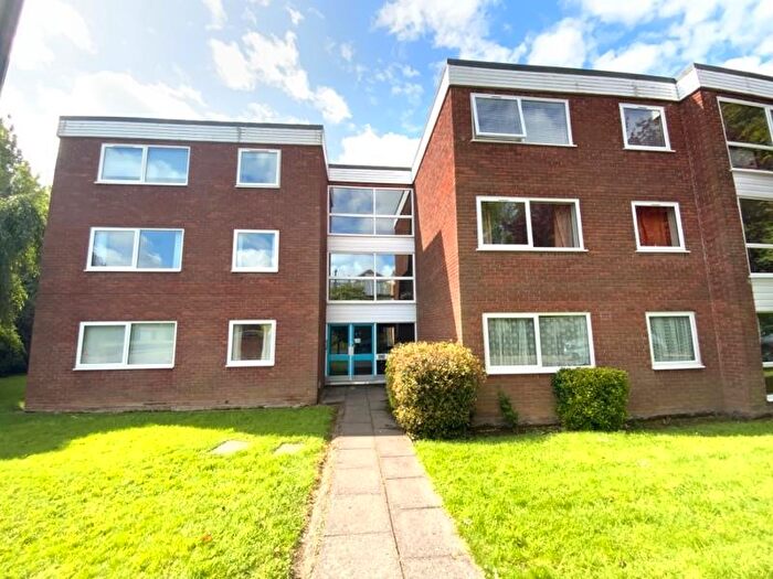 2 Bedroom Apartment To Rent In Adare Drive, Styvechale, Coventry, CV3