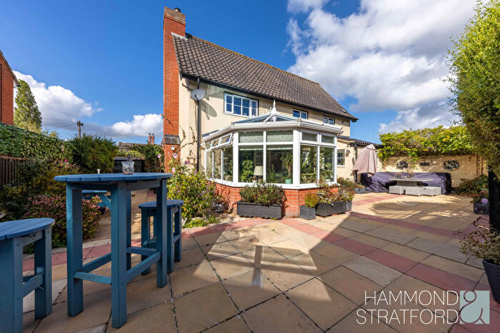 4 Bedroom Detached House For Sale In Hill Farm Road, Long Stratton, NR15