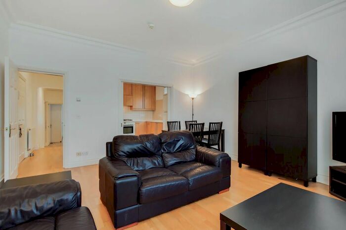 2 Bedroom Flat To Rent In Warwick Road, Ealing, London, W5