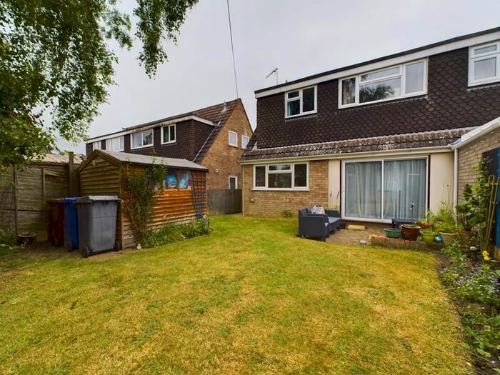 3 Bedroom Semi-Detached House For Sale In Fordhams Close, Stanton, Bury St. Edmunds, IP31