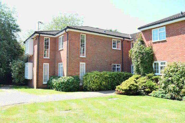 2 Bedroom Flat For Sale In The Lawns, The Tye, East Hanningfield, Chelmsford, CM3