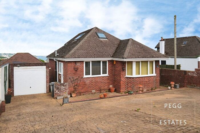 2 Bedroom Bungalow For Sale In Southfield Avenue, Preston, Paignton, TQ3
