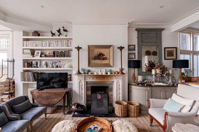 5 Bedroom Semi Detached House For Sale In Deodar Road, Putney, SW15