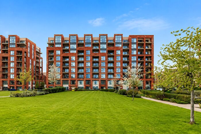2 Bedroom Flat For Sale In Thonrey Close, Collindale, NW9