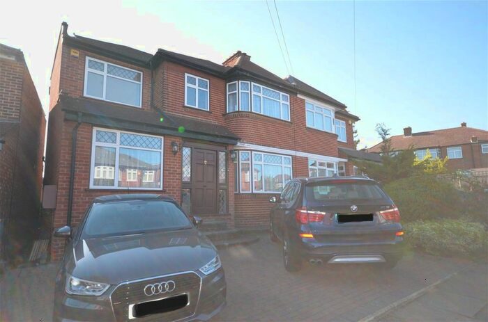 4 Bedroom Semi-Detached House To Rent In Kynance Gardens, Stanmore, HA7