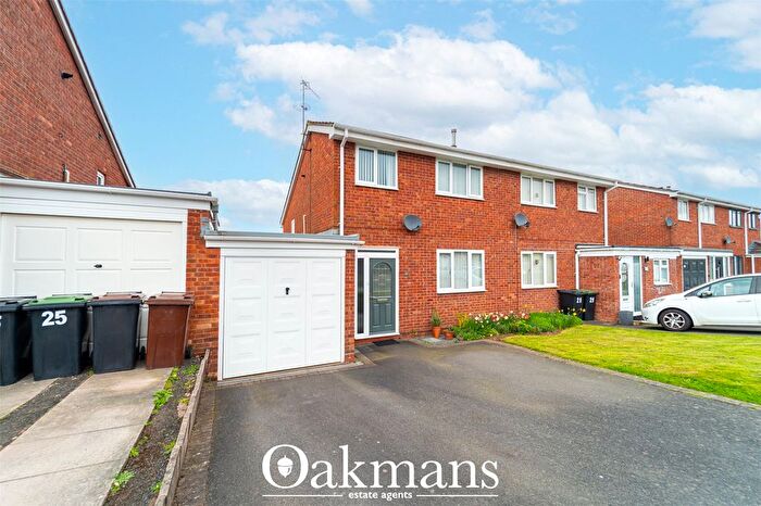 3 Bedroom Semi Detached House For Sale In Buckfast Close, Bromsgrove, Worcestershire, B61