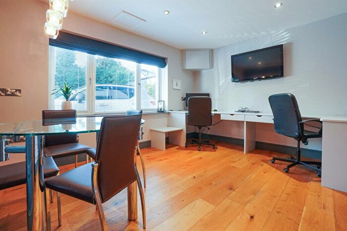 4 Bedroom Detached House For Sale In Binton, Stratford-upon-Avon, CV37