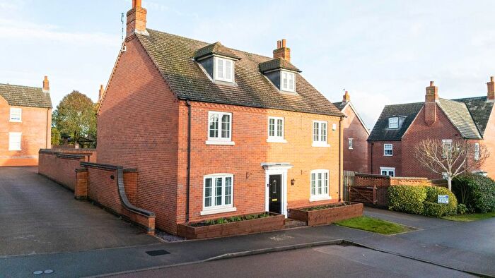 5 Bedroom Detached House For Sale In Ruskin Field, Anstey, LE7