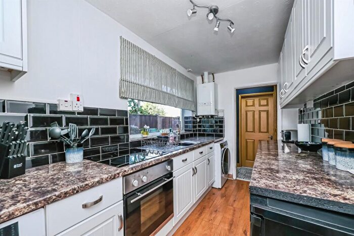 3 Bedroom Terraced House For Sale In Loscoe Road, Heanor, DE75