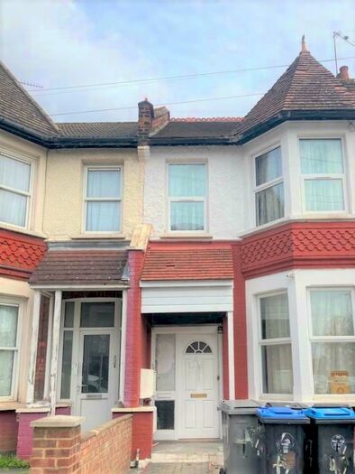 2 Bedroom Apartment To Rent In London Road, Wembley, HA9