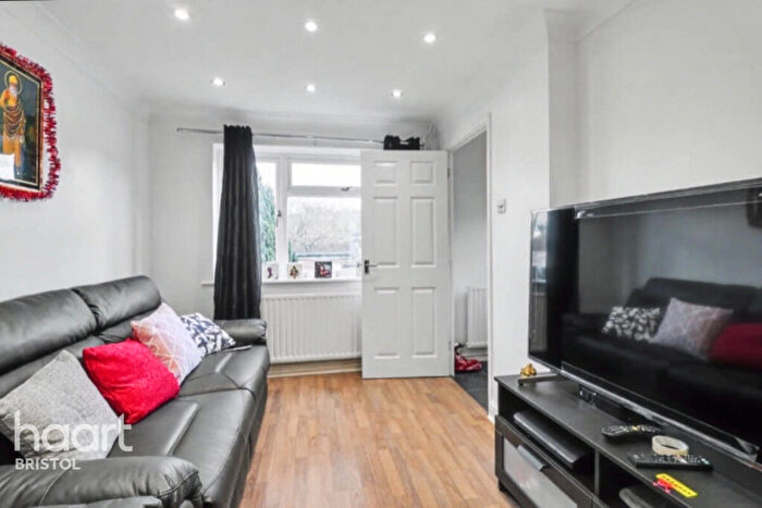2 Bedroom Semi Detached House For Sale In The Ridings, Bristol, BS13